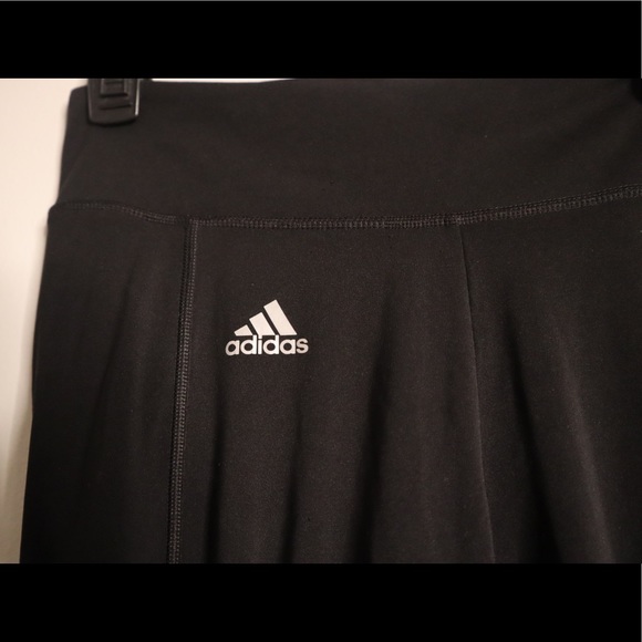 Women Adidas 2Pcs Bundle Legging and Tank Top - Picture 2 of 14